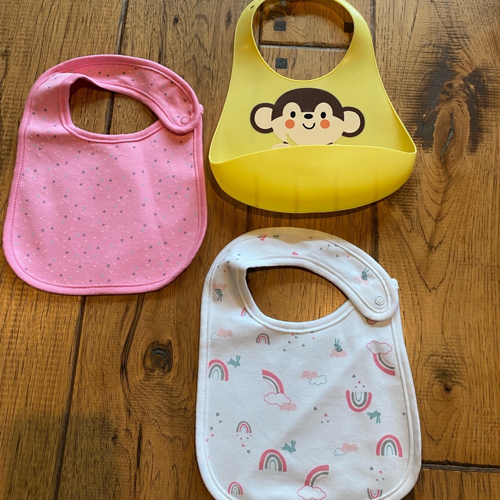 3 cute baby bibs